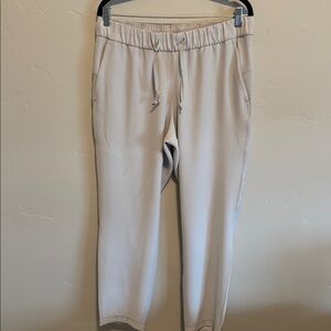 Lululemon size 10 lightweight ankle length pants with drawstring waist